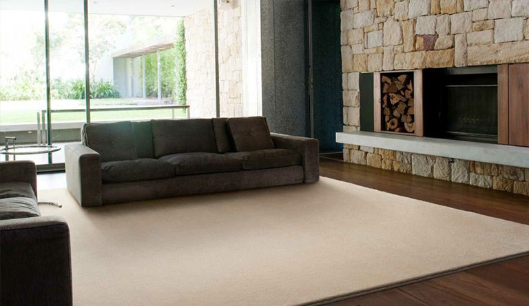 ソフトタッチを実現したオーダーカーペット スミトロンニューサキソニー