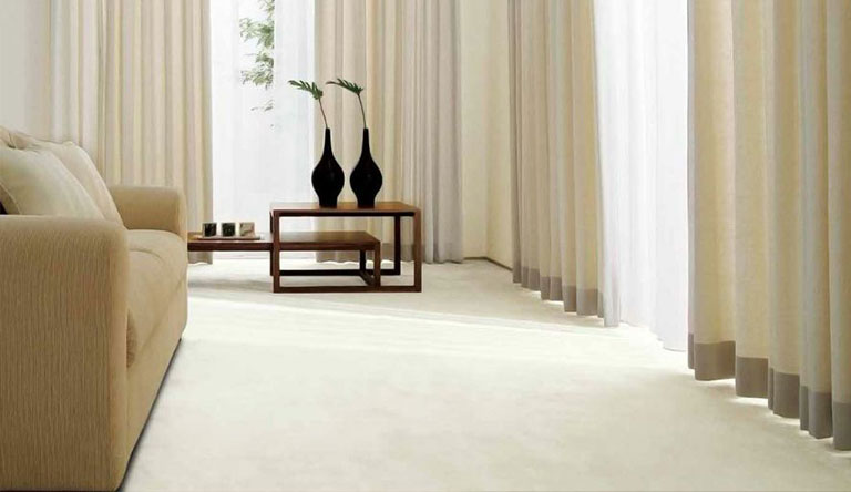 全13色のプレーンオーダーカーペット LONGET ロンジェ 白