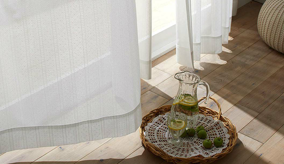 レースカーテンの寿命は何年?買い替え時期の目安と劣化サインを徹底解説