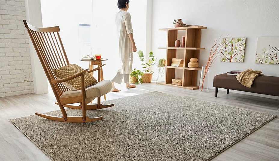 夏に適したラグの素材は？さらっと快適に過ごせる夏用ラグの選び方